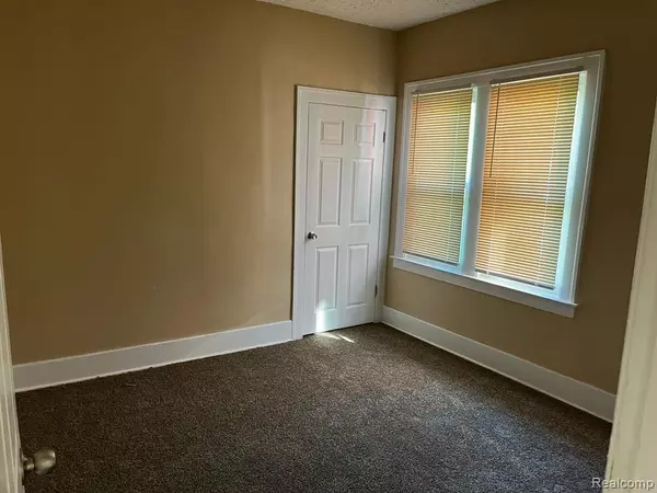 Detroit, MI 48204,9694 Otsego ST