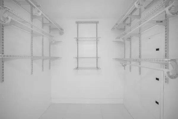 Sunrise, FL 33323,2641 N Flamingo Rd #1608N