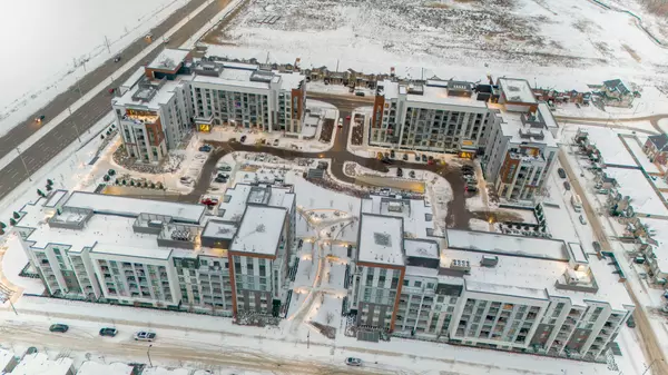 Milton, ON L9E 1Z2,460 Gordon Krantz AVE #204