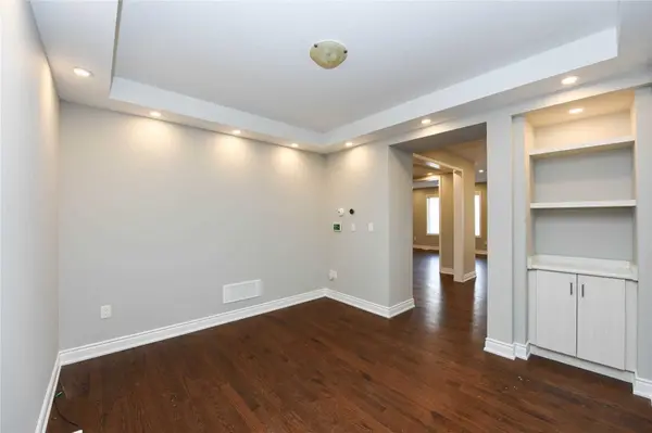 Milton, ON L9T 7K6,249 Hinton TER