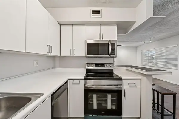 Fort Lauderdale, FL 33334,Address not disclosed