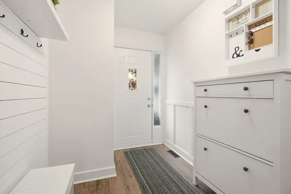 Barrie, ON L4M 2H1,235 Steel ST #4