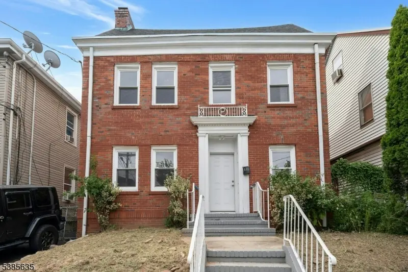 513 Sanford Ave, Newark City, NJ 07106