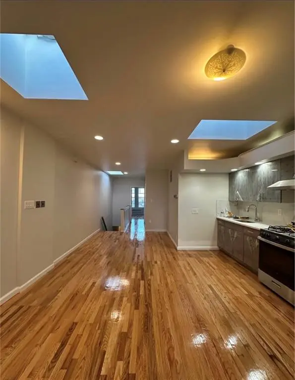 Brooklyn, NY 11228,7413 13th AVE