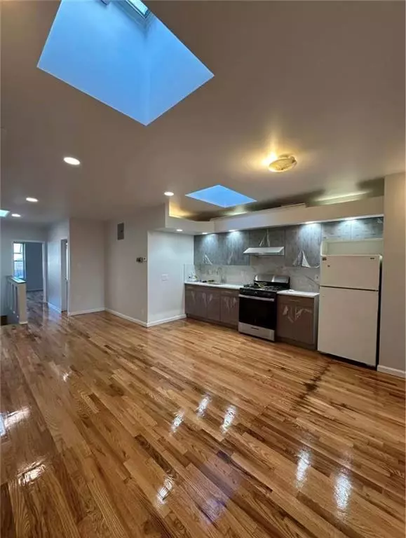 Brooklyn, NY 11228,7413 13th AVE