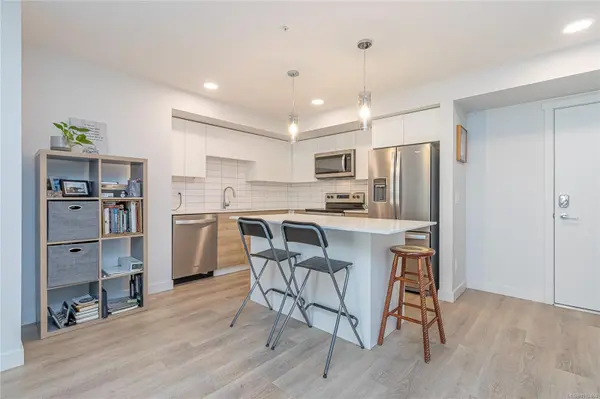 Nanaimo, BC V9P 9B7,4820 Cedar Ridge Pl N #106