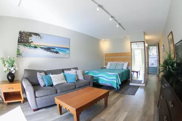 Kailua-kona, HI 96740,75-5776 KUAKINI HWY #217