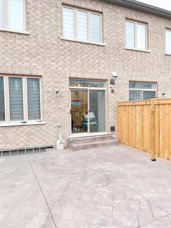 Vaughan, ON L4H 5C3,565 Barons ST