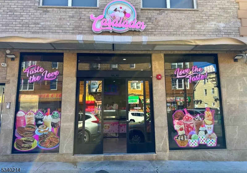 Passaic City, NJ 07055,25 Myrtle Ave