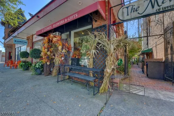 Montclair Twp., NJ 07043,590 Valley Rd