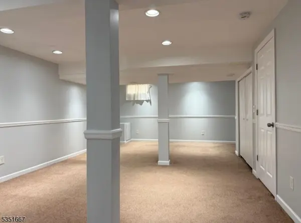 Edison Twp., NJ 08817,121 Dunham Ave