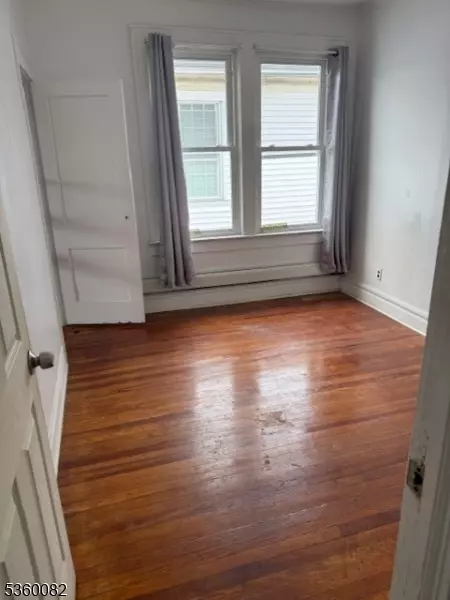 Newark City, NJ 07107,457 N 7th St