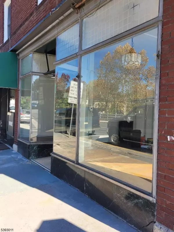 Belvidere Twp., NJ 07823,299 Mill St #1