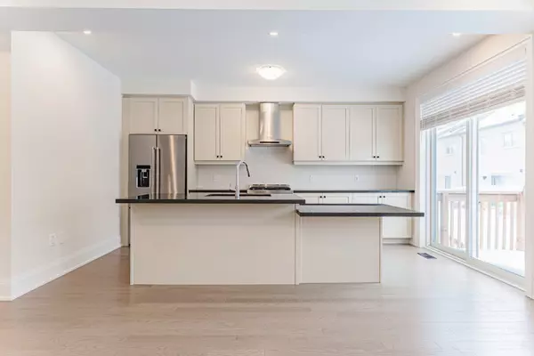 Richmond Hill, ON L4E 1K9,30 Mace AVE