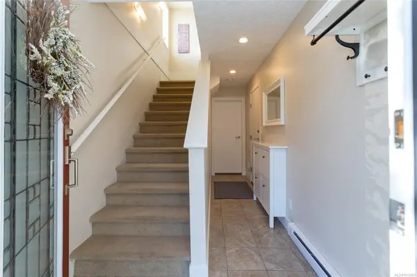 Langford, BC V9B 0J1,2121 Greenhill Rise