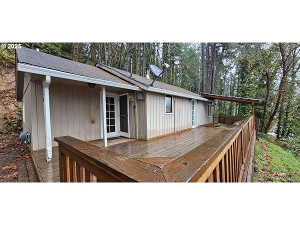 420 W D AVE, Drain, OR 97435