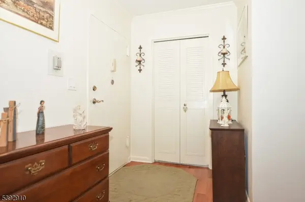 Hackensack City, NJ 07601,125 Prospect Ave #3-J