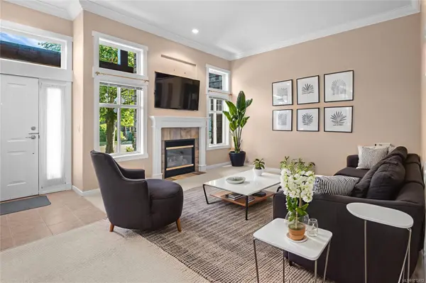 Saanich, BC V8N 6W3,2229 Graduation Pl #9