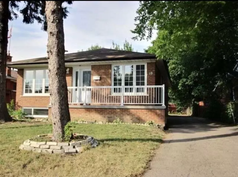 10 Sanford CRES #Bsmt 1, Brampton, ON L6X 2C3
