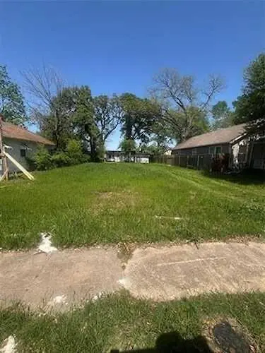 Dallas, TX 75215,3510 Dunbar Street