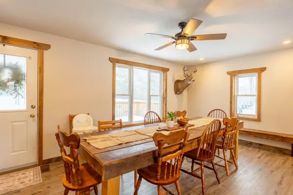 Rideau Lakes, ON K0G 1X0,480 Porter RD