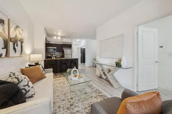 Mississauga, ON L5B 0C6,385 Prince Of Wales DR #321