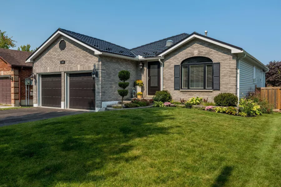 139 Columbia RD, Barrie, ON L4N 8E3