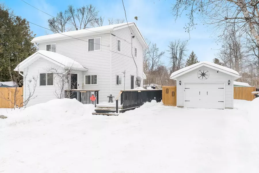 109 Ellen ST, Tay, ON L0K 2A0