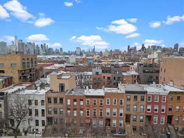 Brooklyn, NY 11231,39 Woodhull ST