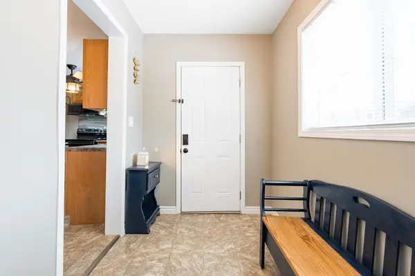 Tay, ON L0K 2A0,109 Ellen ST