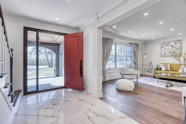 Oakville, ON L6J 5R7,271 Lawson ST