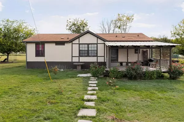 Kaufman, TX 75142,6711 County Road 140