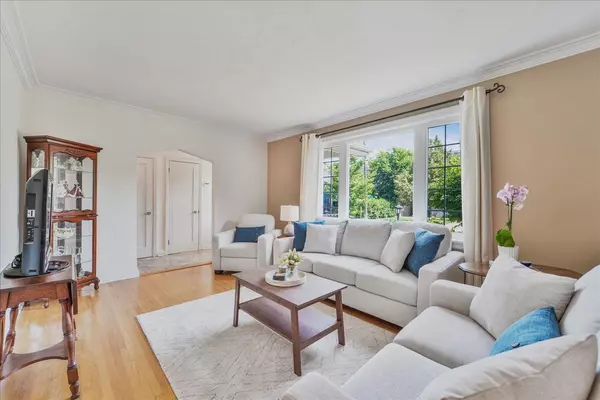 Toronto C07, ON M2N 1J9,274 Poyntz AVE