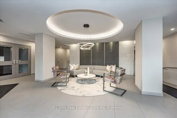 Burlington, ON L7T 1H1,457 Plains RD W #420