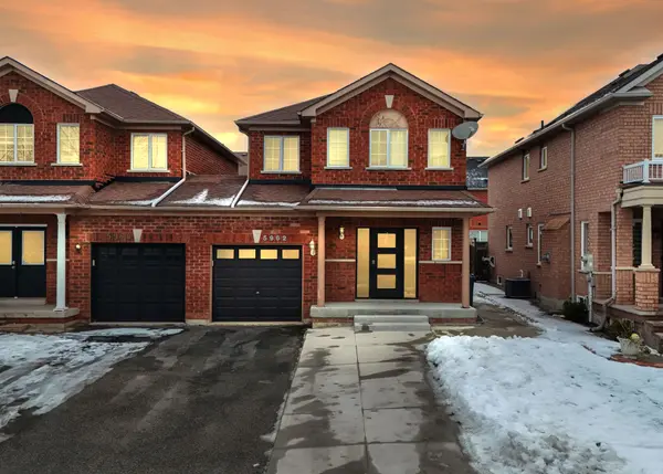 5962 Manzanillo CRES, Mississauga, ON L5M 6Y3