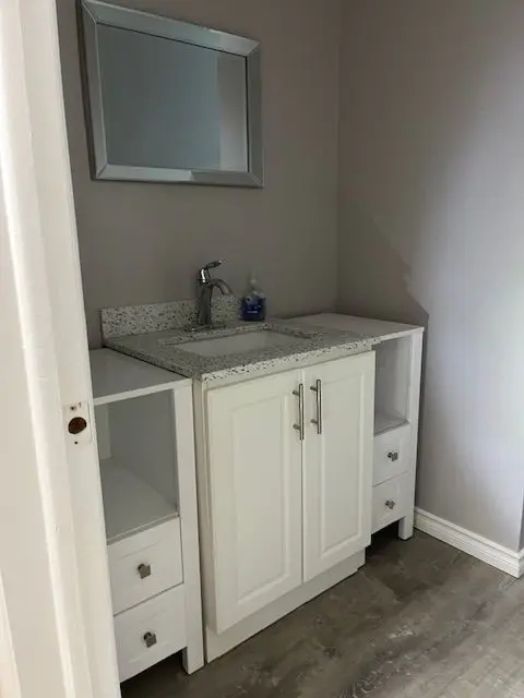 London East, ON N5V 1J7,46 Wellesley CRES #Main