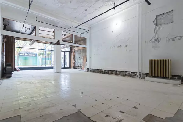 Hamilton, ON L8R 2K5,76 James ST N