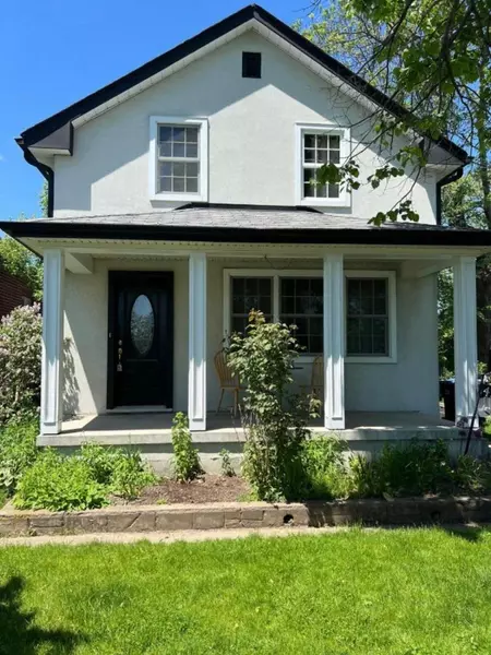 421 Marf AVE, Mississauga, ON L5G 1T2