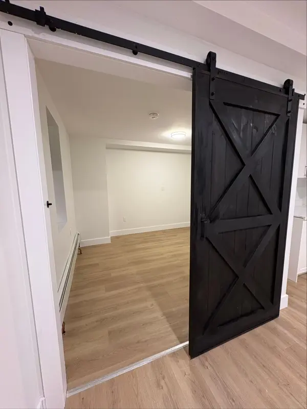 Port Colborne, ON L3K 4J3,803 King ST #2