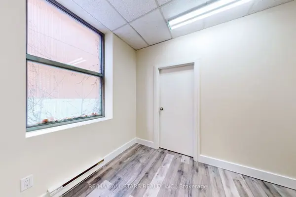 Toronto C08, ON M5B 1G3,66 Gerrard ST E #304