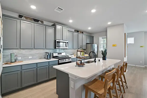 Fort Worth, TX 76120,236 Wagon Spoke Way #17