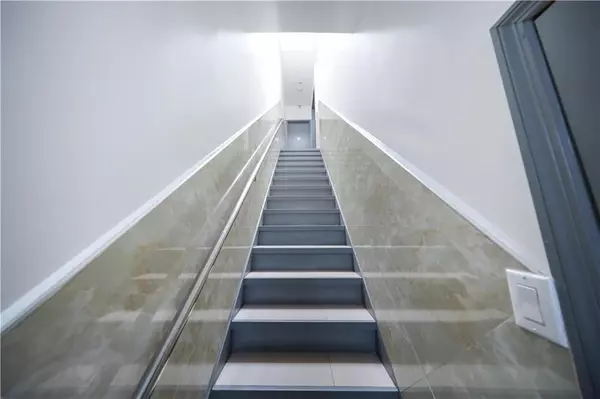 Brooklyn, NY 11232,3903 7th AVE