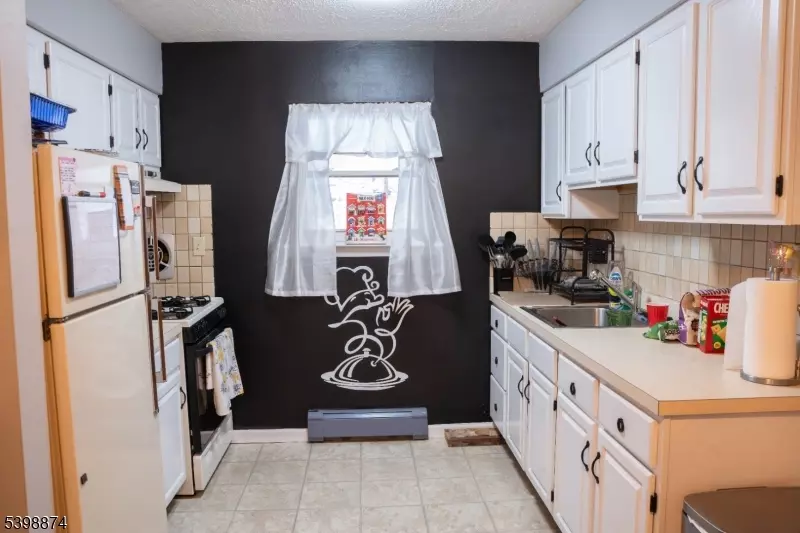 37 Espy Rd #6B, Caldwell Boro Twp., NJ 07006