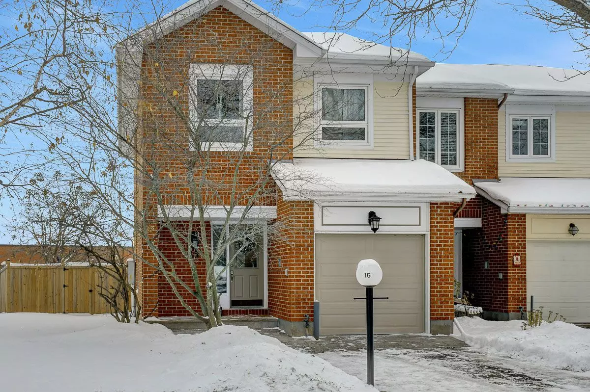 Barrhaven, ON K2J 4B2,15 Willwood CRES