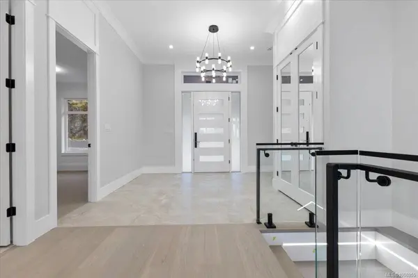 Nanaimo, BC V9T 6E2,3856 GULF VIEW Rd NE