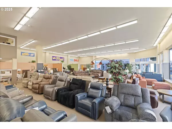 Tillamook, OR 97141,301 Main -2011 3rd St.