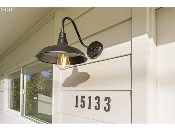 Portland, OR 97236,15133 SE WOODWARD ST