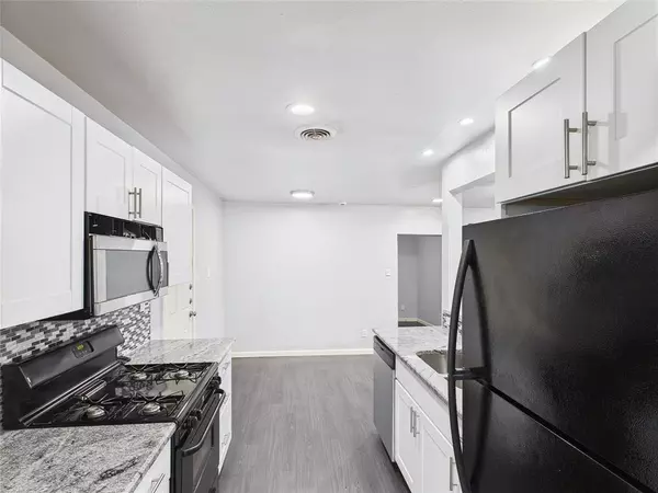 Fort Worth, TX 76134,5601 Oak Grove Road W