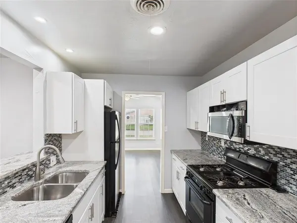 Fort Worth, TX 76134,5601 Oak Grove Road W