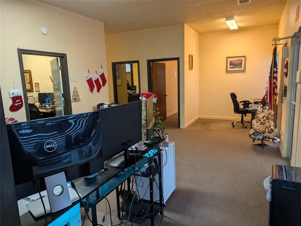 Mabank, TX 75147,1424 S 3rd Street